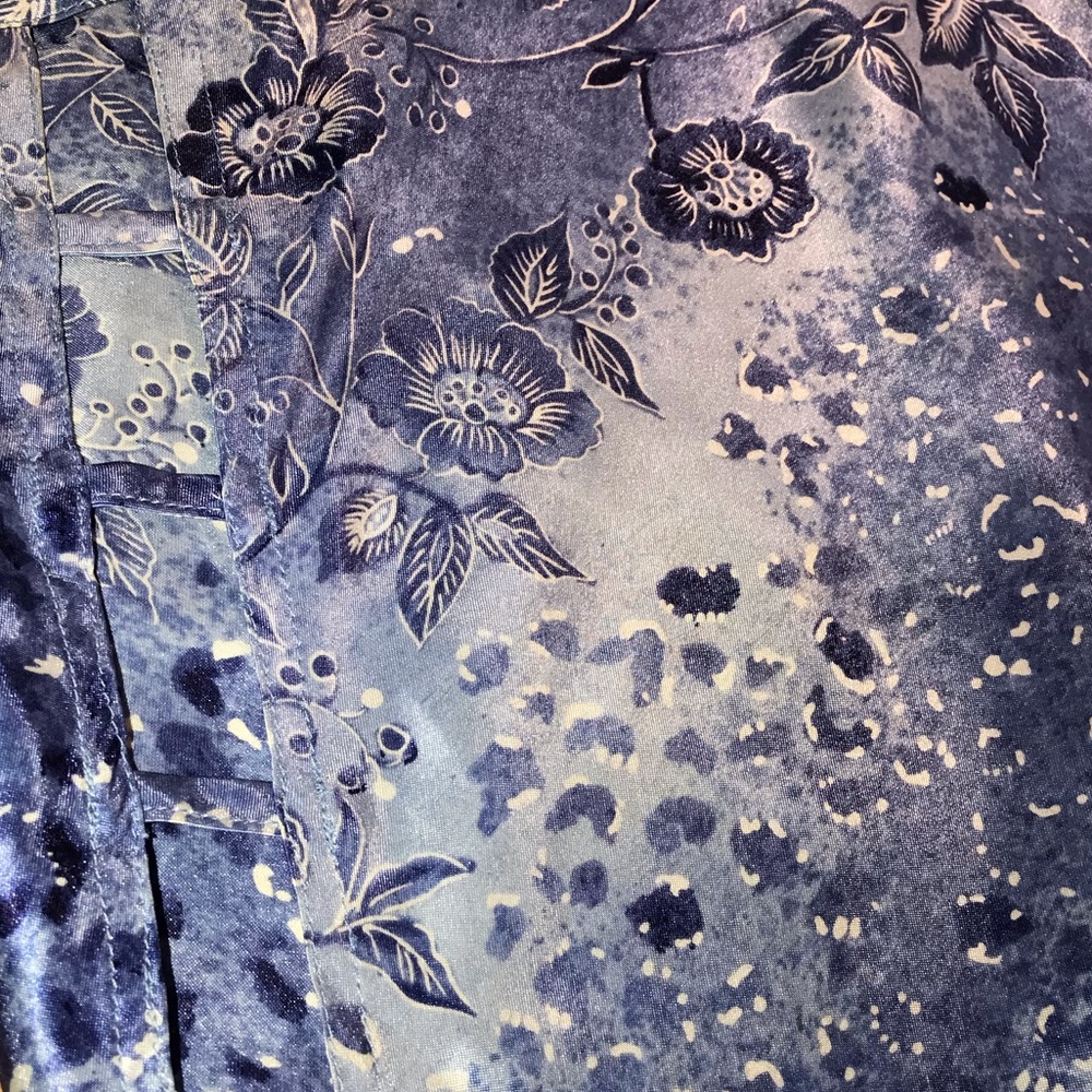 Vintage Blue Floral Cutout Chemise - Picture 9 of 10
